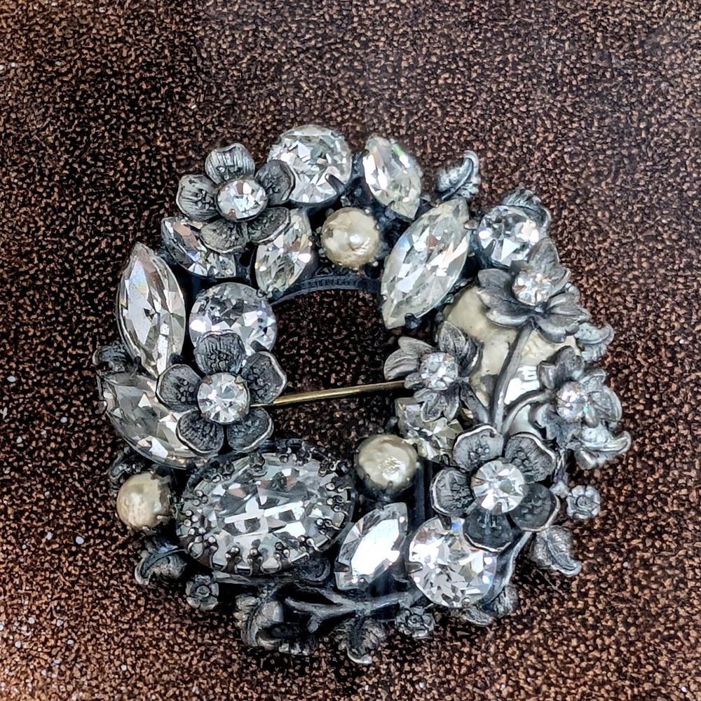 Regency Vintage Wreath Brooch Clear Rhinestone Faux Pearl Floral Silver MCM Pin